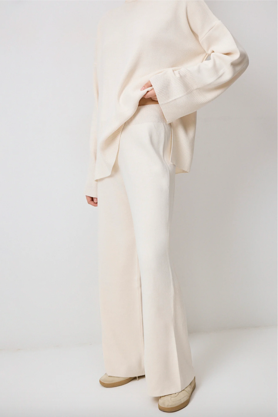TRAJE DE PUNTO FLUIDO FIT