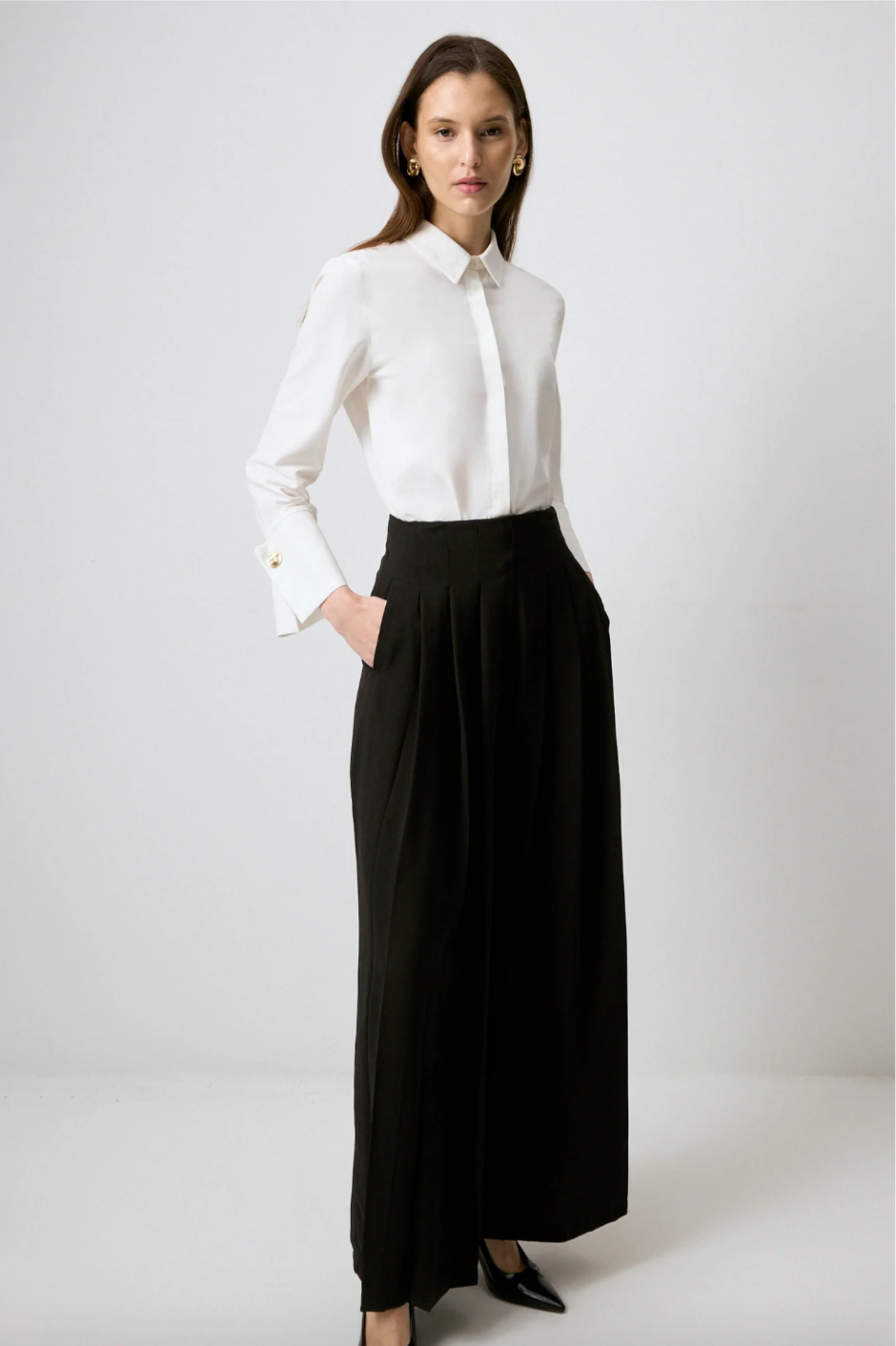 PANTALONES PLISADOS DE CREPÉ DE PIERNA ANCHA