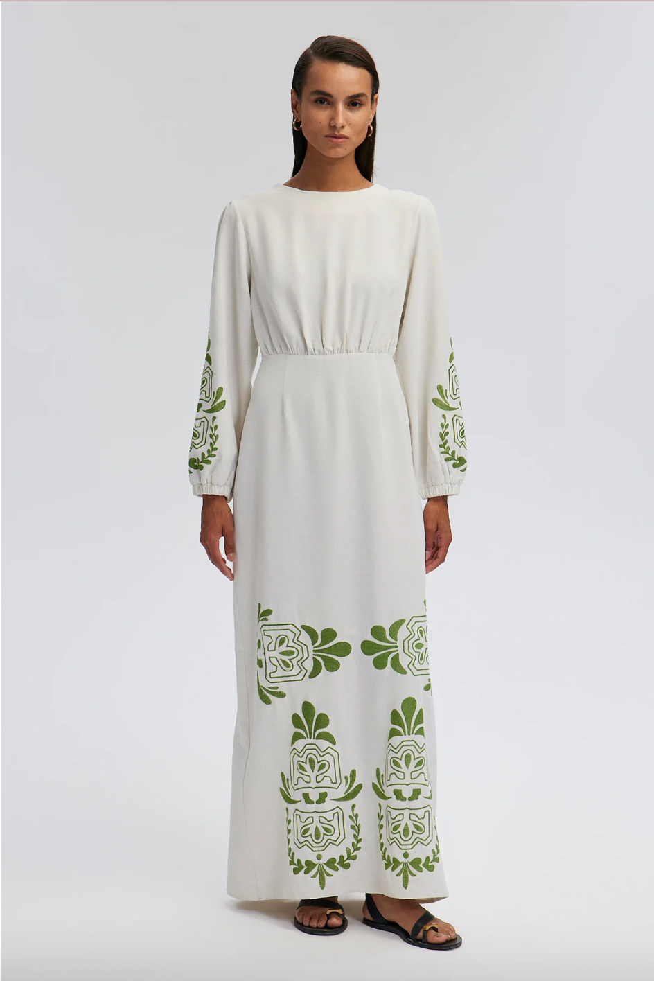 VESTIDO LINO BORDADO