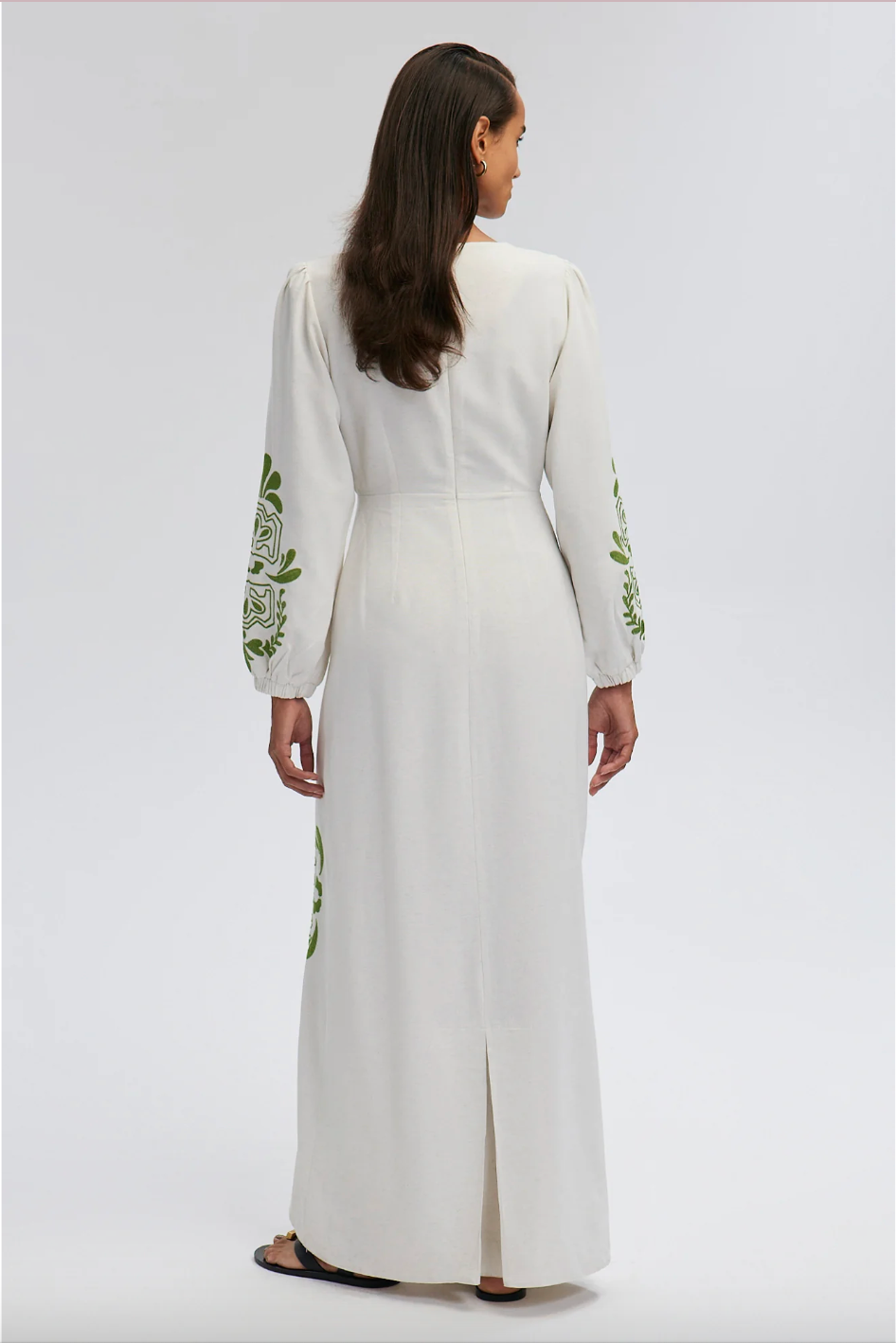 VESTIDO LINO BORDADO