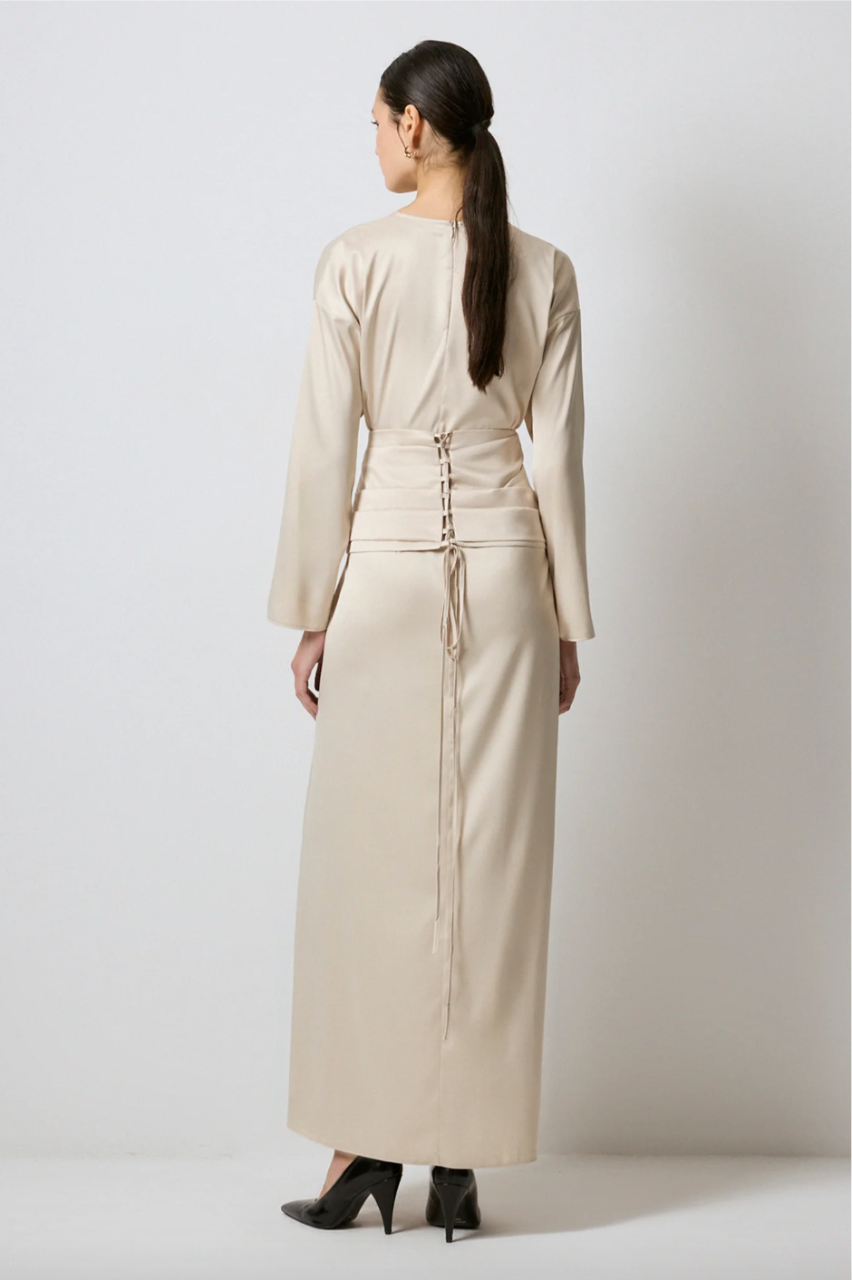 VESTIDO MAXI CON CORSET