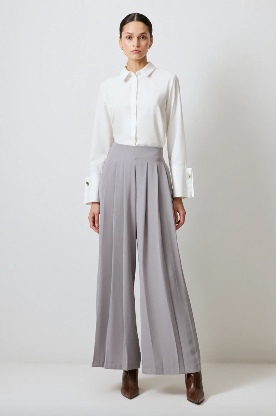PANTALONES PLISADOS DE CREPÉ DE PIERNA ANCHA