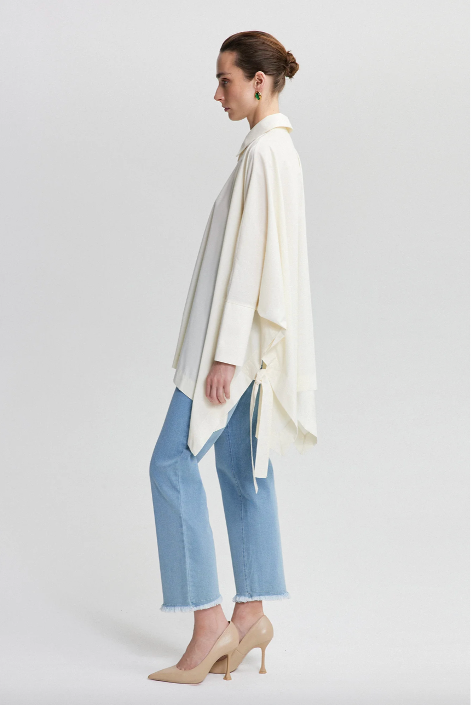 CAMISA OVERSIZE CON DETALLE DE CINTA