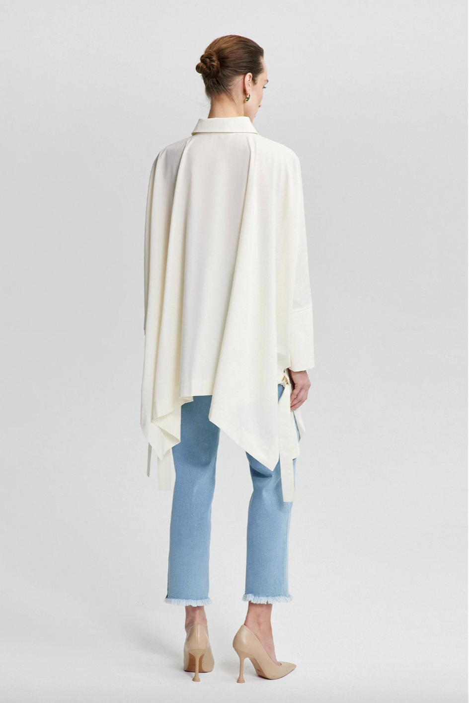 CAMISA OVERSIZE CON DETALLE DE CINTA