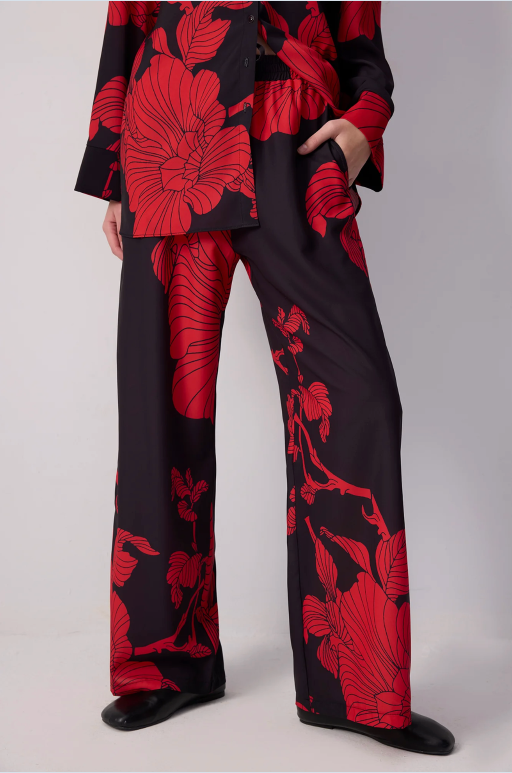 SET PANTALÓN ROJO Y NEGRO