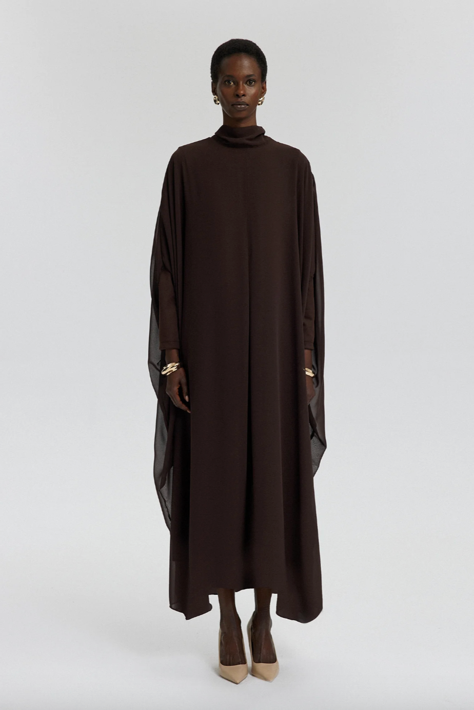 VESTIDO CAPA MARRÓN