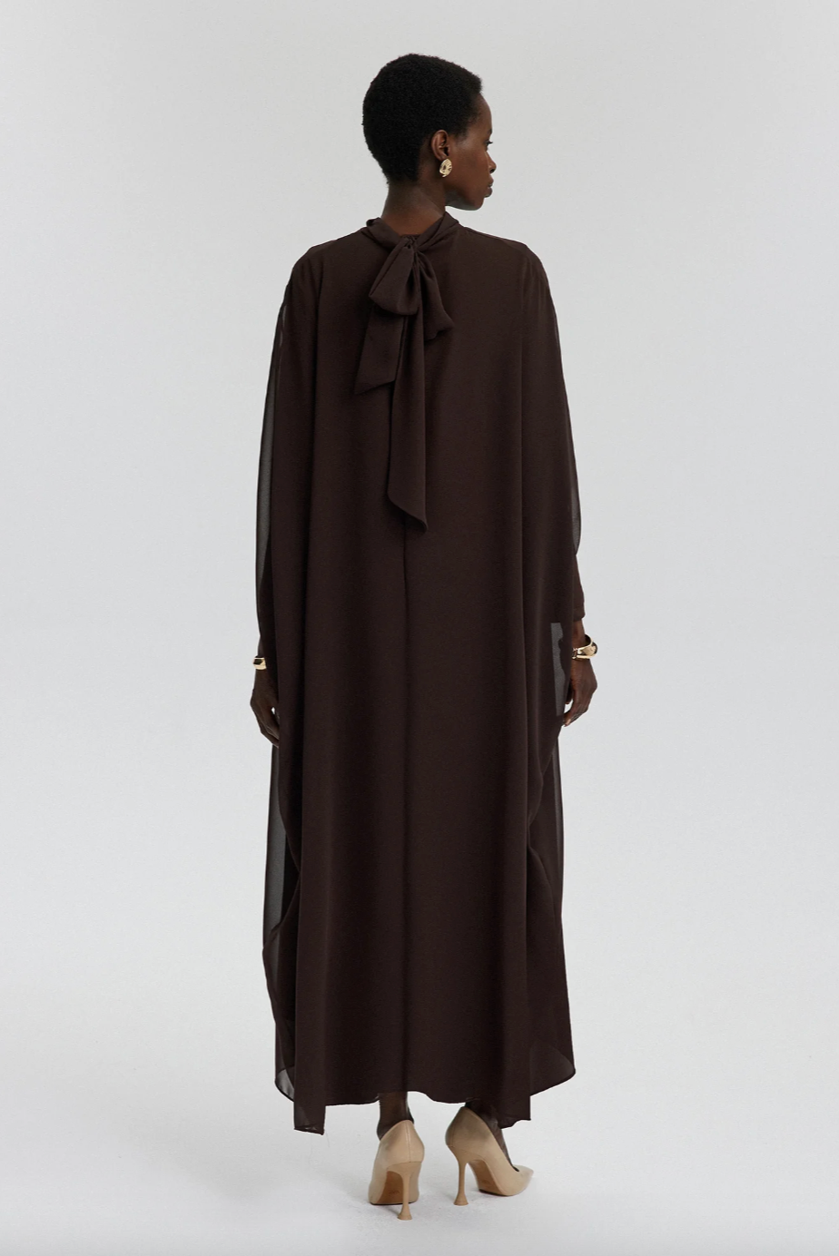 VESTIDO CAPA MARRÓN